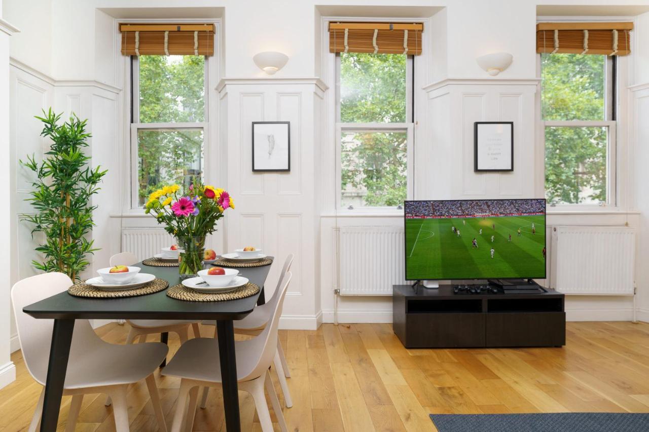 2 Bedr, 3 Beds, 1 Bath Thames, Trafalgar Sq Londen Buitenkant foto