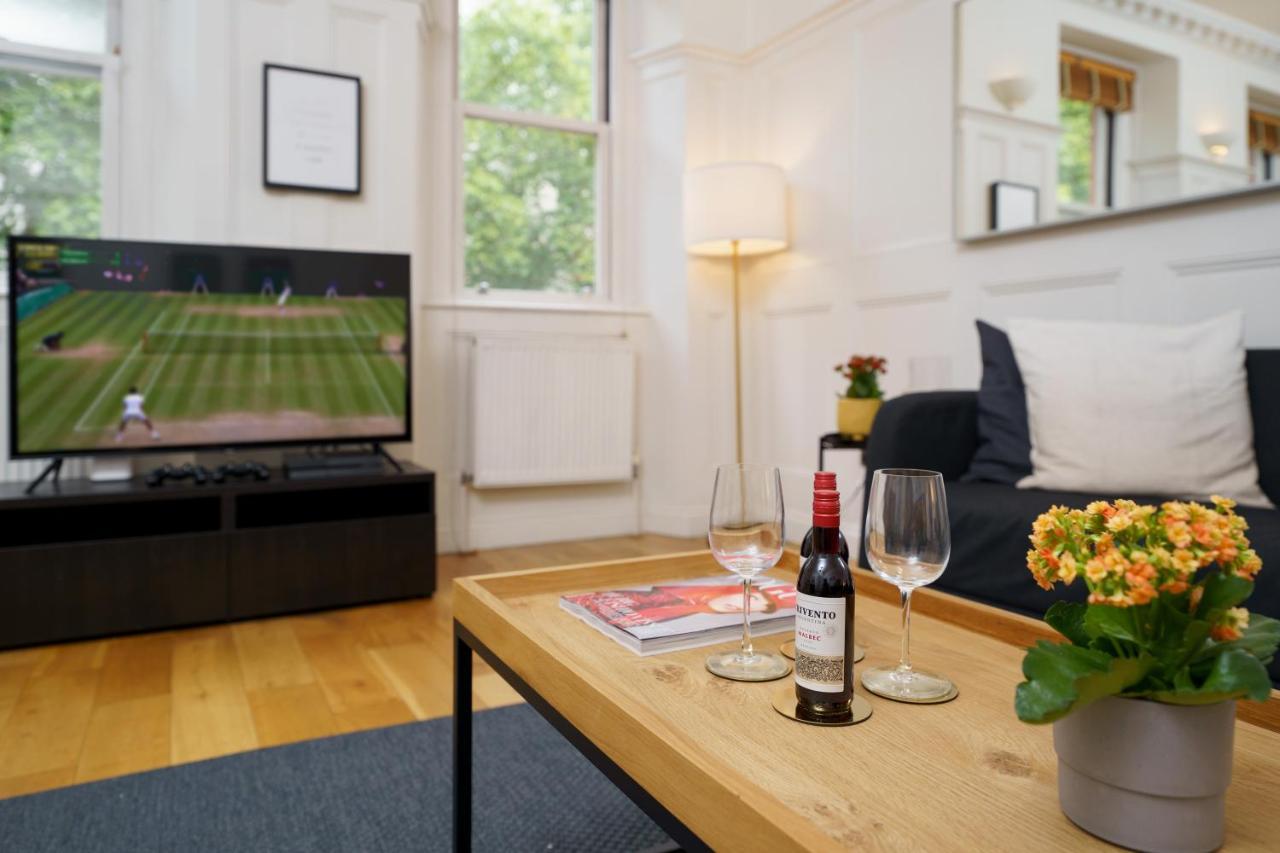 2 Bedr, 3 Beds, 1 Bath Thames, Trafalgar Sq Londen Buitenkant foto