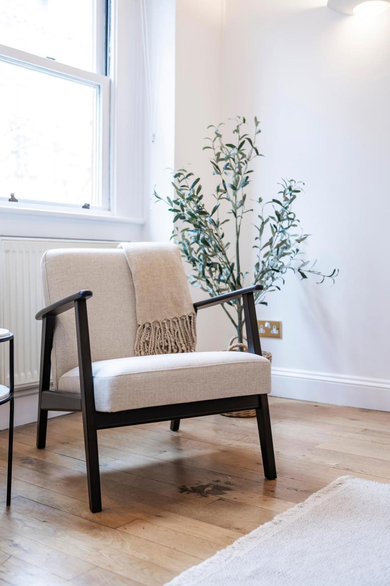 2 Bedr, 3 Beds, 1 Bath Thames, Trafalgar Sq Londen Buitenkant foto